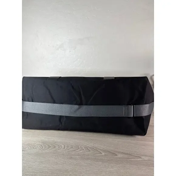 New! Coach Fragrance Duffle Black Weekender Carry-on Gym Shoulder bag **READ** - Picture 5 of 6